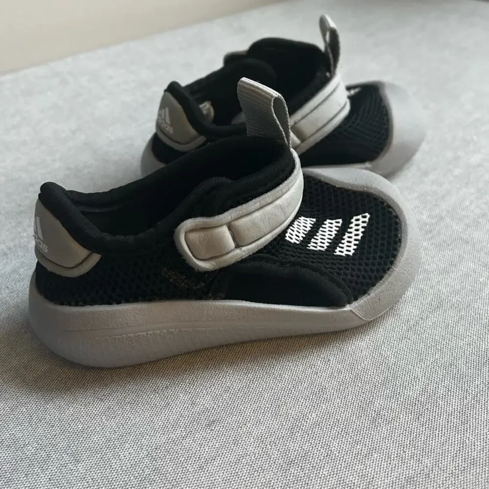 Adidas Baby Altaventure Water Sandals Unisex Black and Grey sz. 3K
